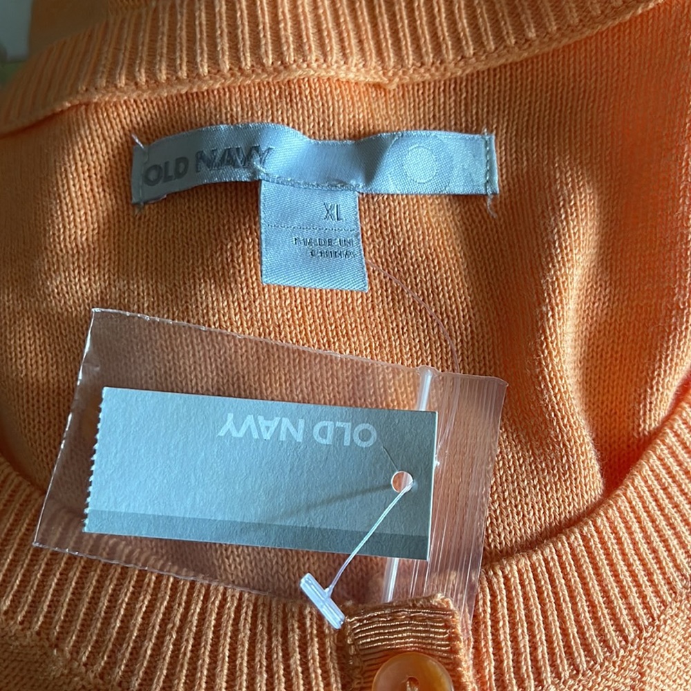 Old Navy Sweater Size XL - Picture 6 of 6